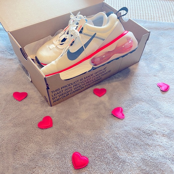 Nike Shoes - Womens/Kids Nike air max 2021 GS pink and white blue